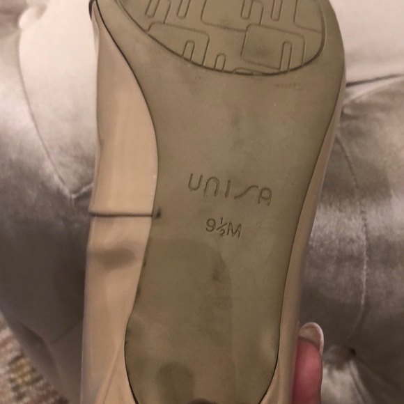 Shoes. - Picture 5 of 5